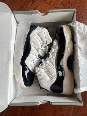 Authentic Air Jordan 11 Retro kids size 5y